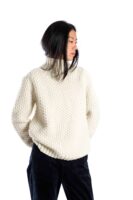 Skandinavischer Merinowolle-Pullover "Butterfly" Rollkragen Handgestrickt