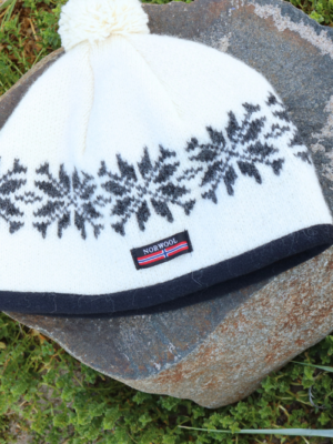 Frost – Skandinavische Strickmütze aus 100% Wolle