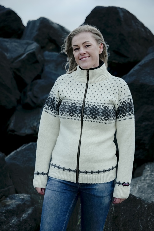 Dagny – Norweger Strickjacke aus 100% Wolle